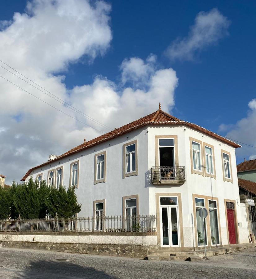 Casa Dos Caminhos De Santiago Panzió Mosteiro  Kültér fotó