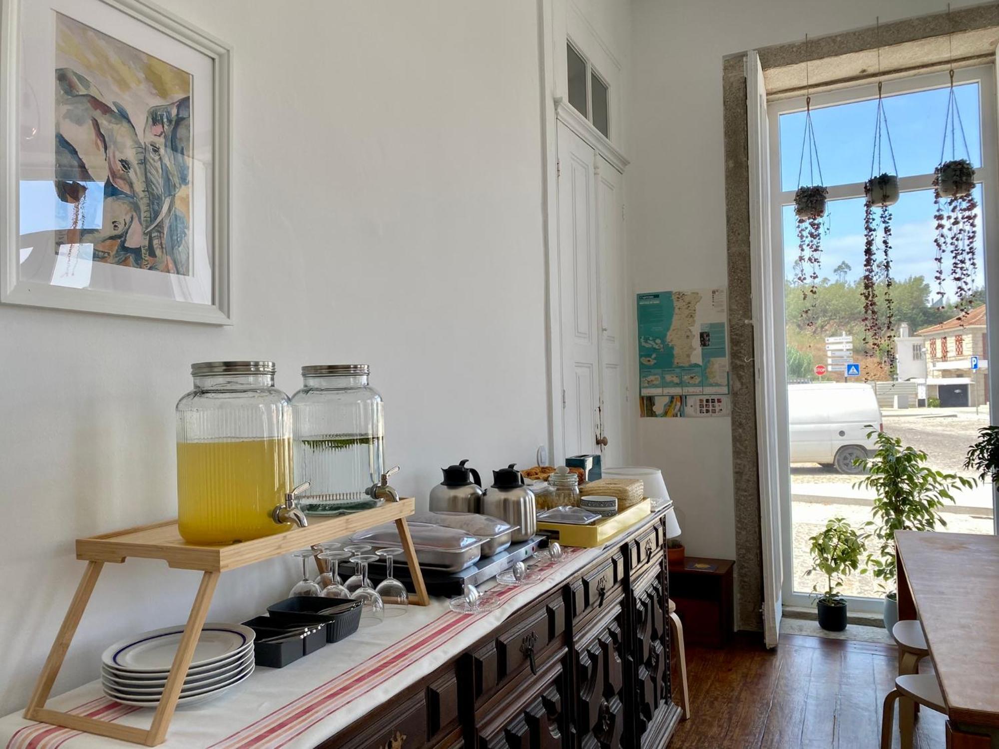 Casa Dos Caminhos De Santiago Panzió Mosteiro  Kültér fotó